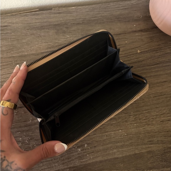 Tan/Beige Rampage Wallet - Picture 3 of 3